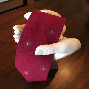 Hugo Boss made in Italy 100% silk tie